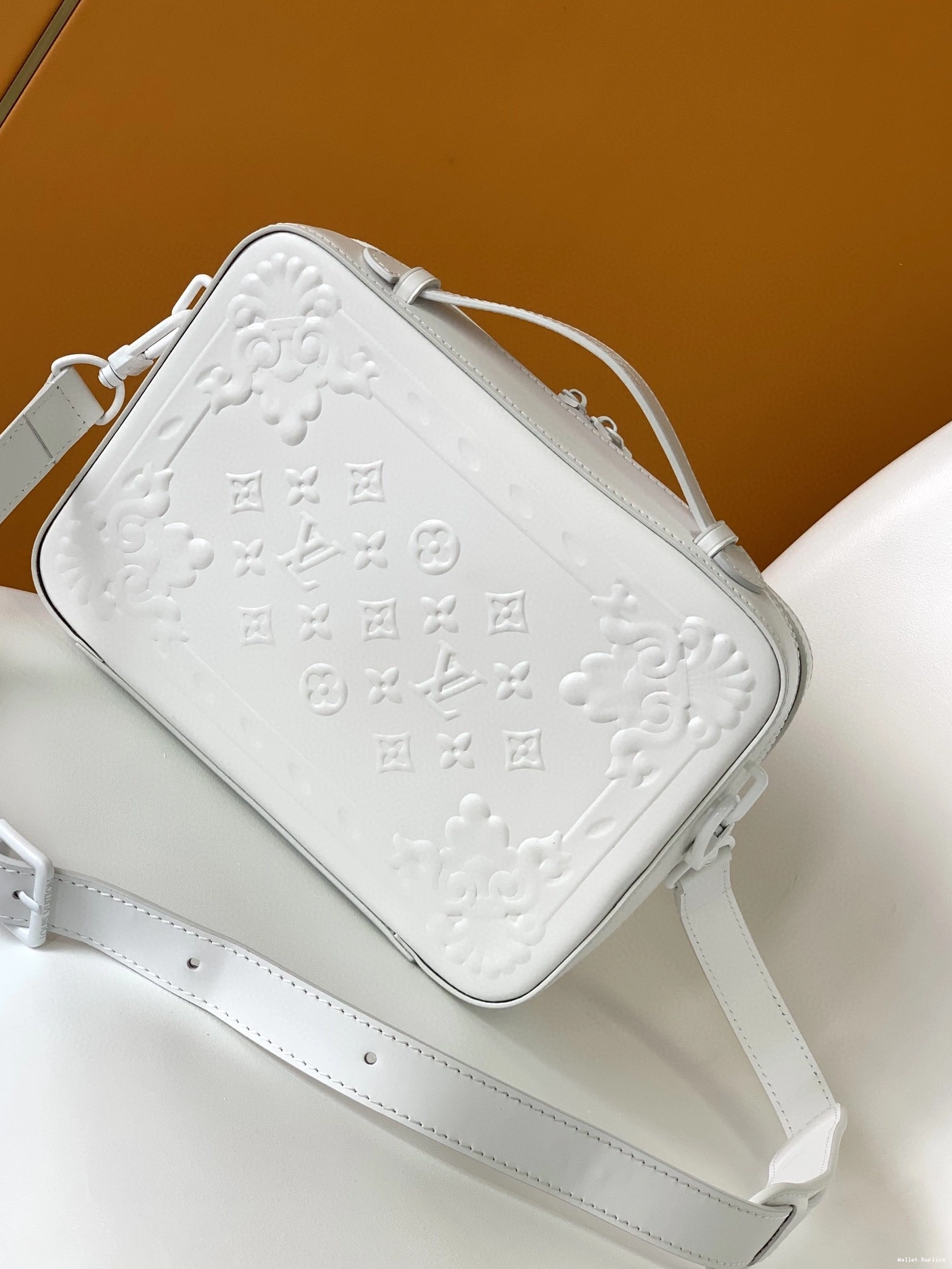 Affordable MINI TRUNK SOFT LOUIS VUITTON 0803